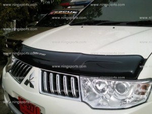 pajerosport-bug-shield