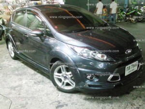 ford-fiesta-mini-style-grey-front-2