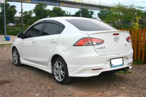 mazda2-4d-filewar-02