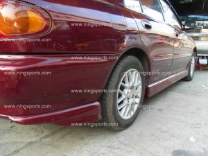 ติ่งหลัง Mitsubishi E-Car ทรง EVO3