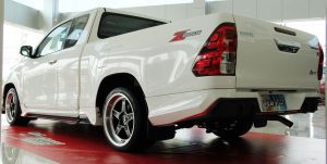 ชุดแต่งรอบคัน Toyota Hilux Revo Z-Edition ทรง Fortezza