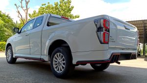 ชุดแต่งรอบคัน ISUZU D-MAX 2020 ทรง Artimo