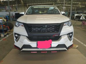 ชุดแต่งรอบคัน Toyota Fortuner 2015 ทรง Fortezza