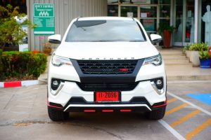 ชุดแต่งรอบคัน Toyota Fortuner 2015 ทรง Fortezza